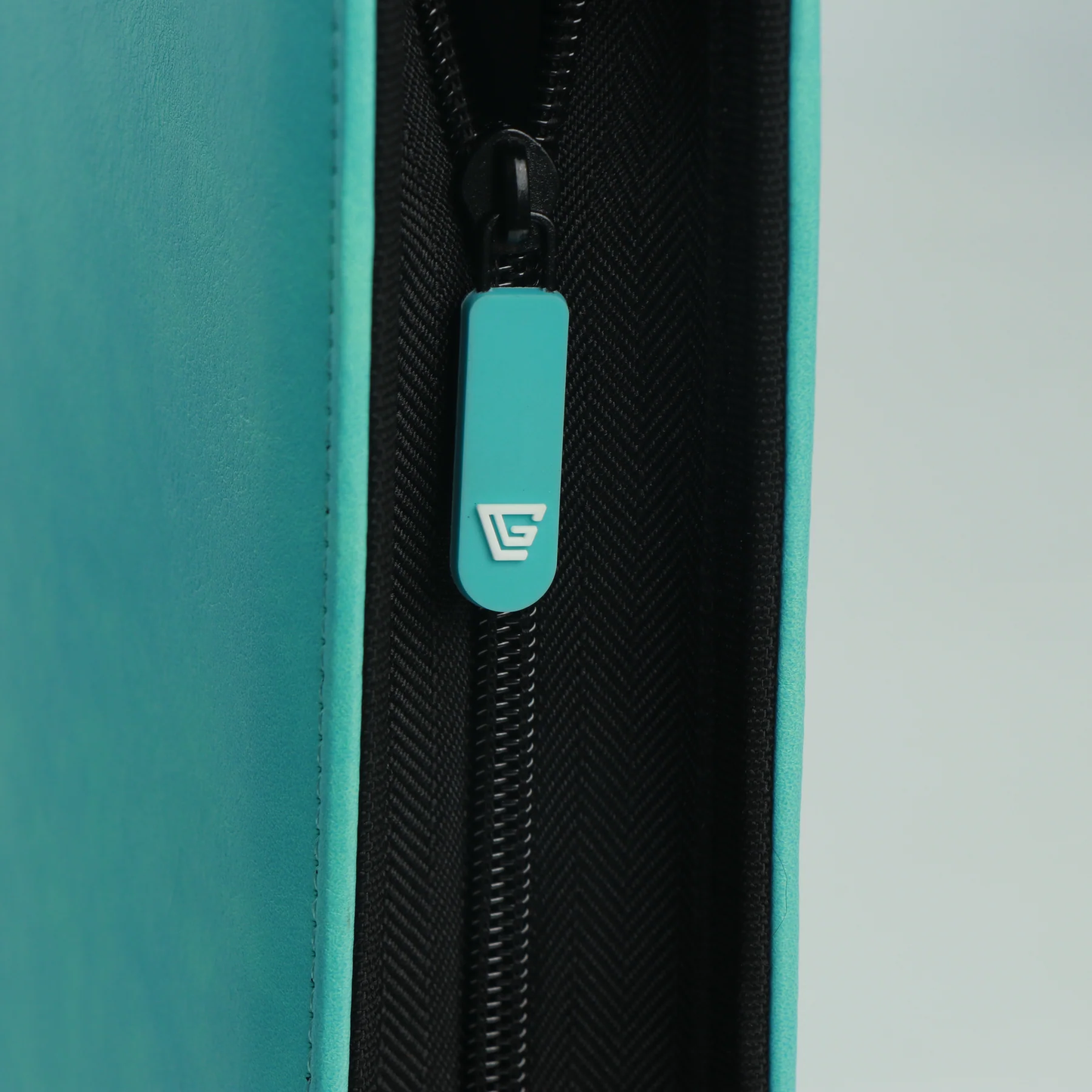 Gemloader: Toploader Binder 3x3 (216 pockets) - Tiffany Blue